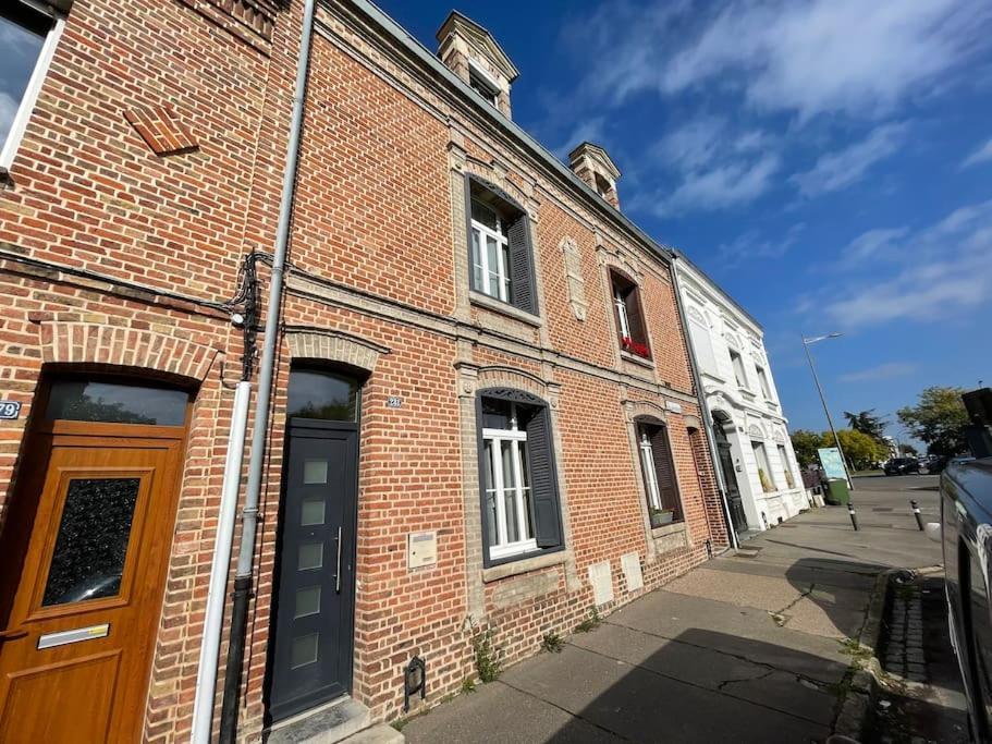 4 Chambres - Grande Maison - Parking - Jardin Amiens Exterior photo